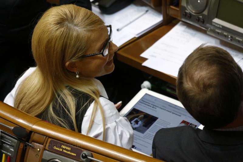 Попавшее в интернет порно фото Юли Тимошенко вызвало скандал в обществе