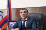 Դիլիջանի «արու» համայնքապետը համայնքապետարանում պատահական նկարելու համար իր ուսուցչուհու դեմ ոստիկաններ է կանչել. Yerevan.today